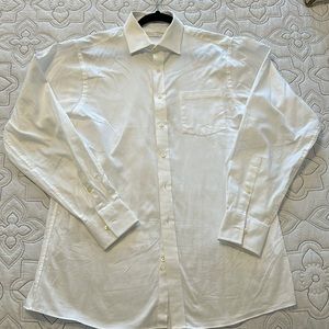 Michael Kors White dress shirt, 100%Cotton. Size 15 1/2 34/35